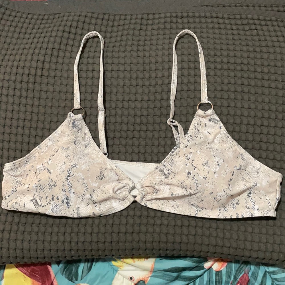 SHEIN bikini top